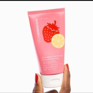 NEW OLEHENRIKSEN 10% AHA Strawberry‎ Lemonade Smoothing Scrub​ 3 Oz. 90g